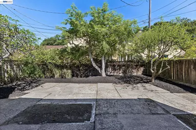 2811 Yosemite Ave, Alameda, CA 94501 - Photo 32