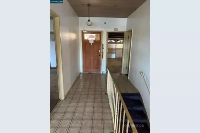 6233 Leona St, Oakland, CA 94605 - Photo 10