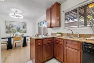 1237 Pine Creek Wy, Concord, CA 94520 - Photo 14