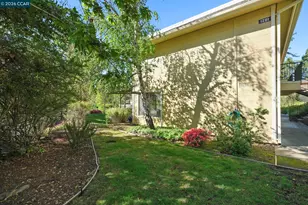 1201 Skycrest Dr, Walnut Creek, CA 94595 - Photo 30
