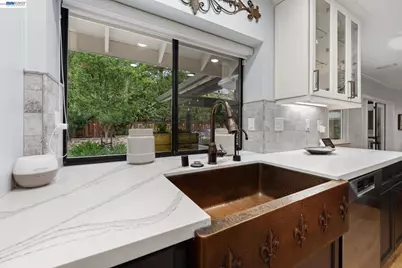 2726 Chateau Way, Livermore, CA 94550 - Photo 14