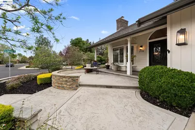 2726 Chateau Way, Livermore, CA 94550 - Photo 54
