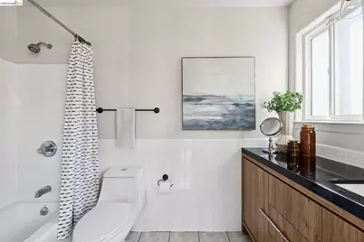 4021 Maybelle Ave, Oakland, CA 94619 - Photo 24