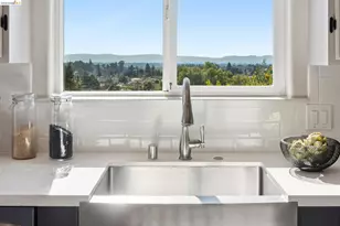 4021 Maybelle Ave, Oakland, CA 94619 - Photo 16