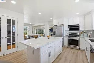 15 Sequoyah View Ct, Oakland, CA 94605 - Photo 14