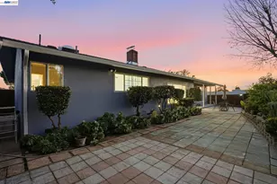 15 Sequoyah View Ct, Oakland, CA 94605 - Photo 30