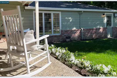 120 Las Vegas, Orinda, CA 94563 - Photo 2