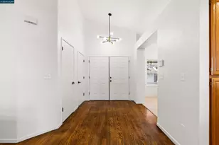 1191 Red Leaf Way, Pittsburg, CA 94565 - Photo 8