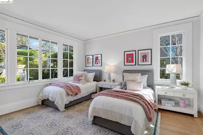 316 Pacific Ave, Piedmont, CA 94611 - Photo 10