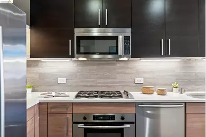 6465 San Pablo #203, Oakland, CA 94608 - Photo 20