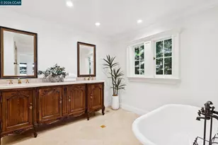 117 Leona Ct, Alamo, CA 94507 - Photo 32