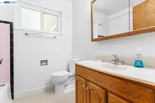 1848 Walnut St, Alameda, CA 94501 - Photo 28