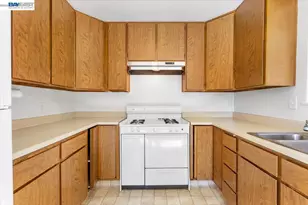 1848 Walnut St, Alameda, CA 94501 - Photo 36