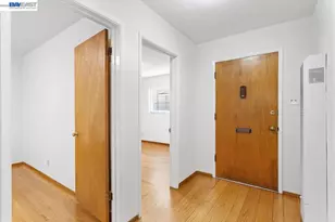 1848 Walnut St, Alameda, CA 94501 - Photo 6