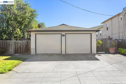1848 Walnut St., Alameda, CA 94501 - Photo 2