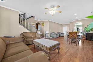 11 Fallen Leaf Ct, Rodeo, CA 94572 - Photo 4