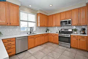 410 Malicoat Ave, Oakley, CA 94561 - Photo 6