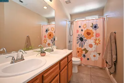 410 Malicoat Ave, Oakley, CA 94561 - Photo 38