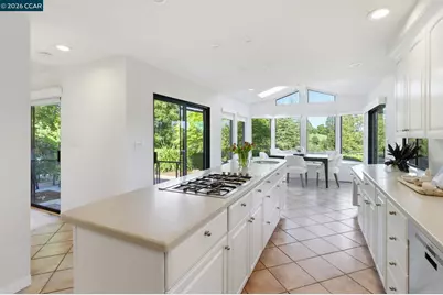 285 Claudia Ct, Moraga, CA 94556 - Photo 12