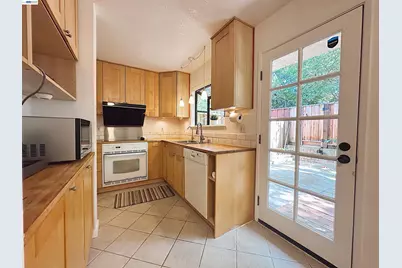 7642 Arbor Creek Circle, Dublin, CA 94568 - Photo 16