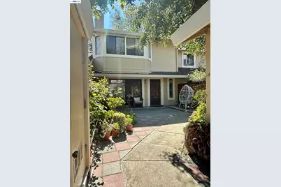 7642 Arbor Creek Circle, Dublin, CA 94568 - Photo 2