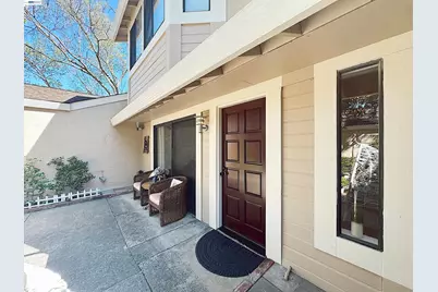 7642 Arbor Creek Circle, Dublin, CA 94568 - Photo 2