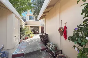 7642 Arbor Creek Cir, Dublin, CA 94568 - Photo 4