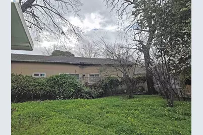 2315 Ralmar Ave, East Palo Alto, CA 94303 - Photo 18