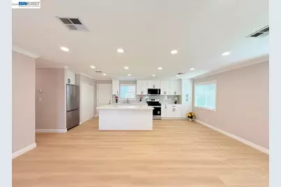 312 Winnipeg Green, Fremont, CA 94538 - Photo 8