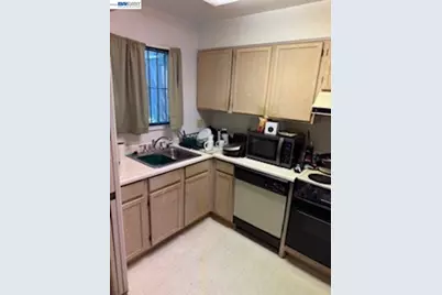 11 Rebecca Ln, San Francisco, CA 94124 - Photo 10