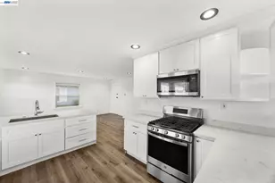 2218 82nd Ave, Oakland, CA 94605 - Photo 30