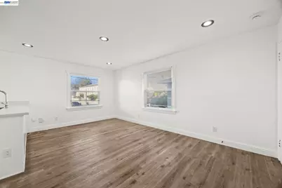 2218 82nd Ave, Oakland, CA 94605 - Photo 8