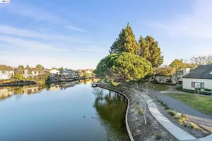 622 Ironwood Rd, Alameda, CA 94502 - Photo 32