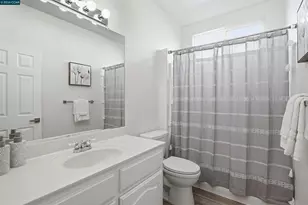 106 Lookout Ct, Hercules, CA 94547 - Photo 14