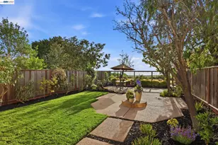 19455 Buren Pl, Castro Valley, CA 94552 - Photo 32