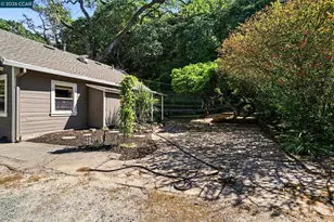 1451 Franklin Canyon Rd, Martinez, CA 94553 - Photo 28