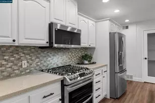 837 Rosewood Ct, Walnut Creek, CA 94596 - Photo 14