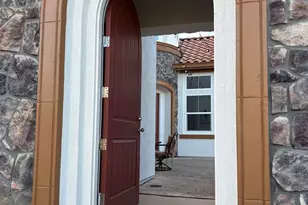 21 Withers Ct, Lafayette, CA 94549 - Photo 2