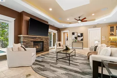 4071 Walnut Dr, Pleasanton, CA 94566 - Photo 12