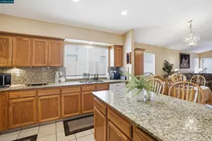 5640 Wheeler Ave, Fresno, CA 93722 - Photo 14