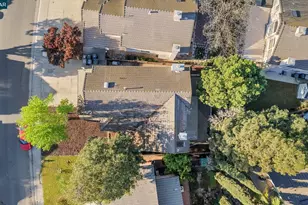 8675 Falmouth Way, Sacramento, CA 95823 - Photo 4