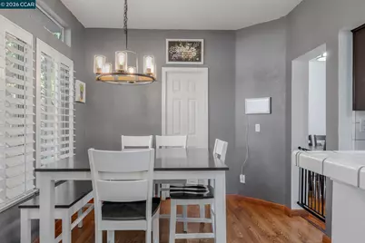 8675 Falmouth Way, Sacramento, CA 95823 - Photo 18