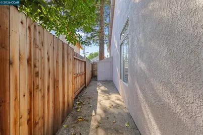 8675 Falmouth Way, Sacramento, CA 95823 - Photo 54