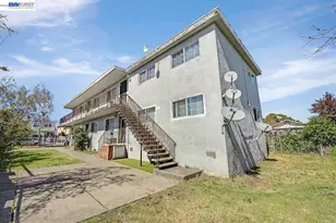 2828 22nd Ave, Oakland, CA 94606 - Photo 2