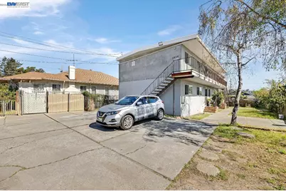 2828 22nd Avenue, Oakland, CA 94606 - Photo 1
