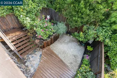 121 Bradford St, San Francisco, CA 94110 - Photo 26