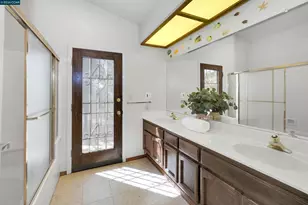124 Peridot Ct, Hercules, CA 94547 - Photo 36