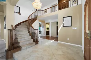 124 Peridot Ct, Hercules, CA 94547 - Photo 8