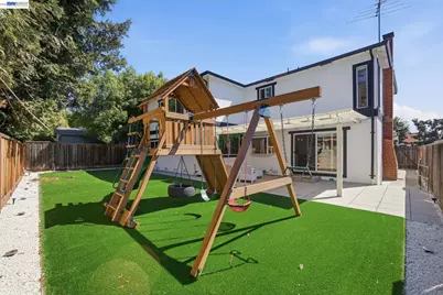 2901 Glen Heather Dr, San Jose, CA 95133 - Photo 22