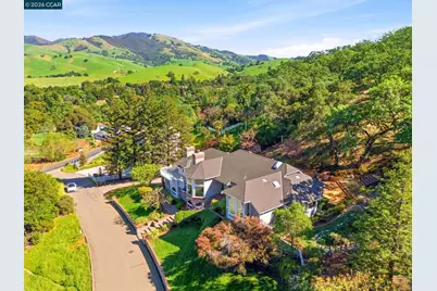 725 Castle Rock Rd, Walnut Creek, CA 94598 - Photo 46